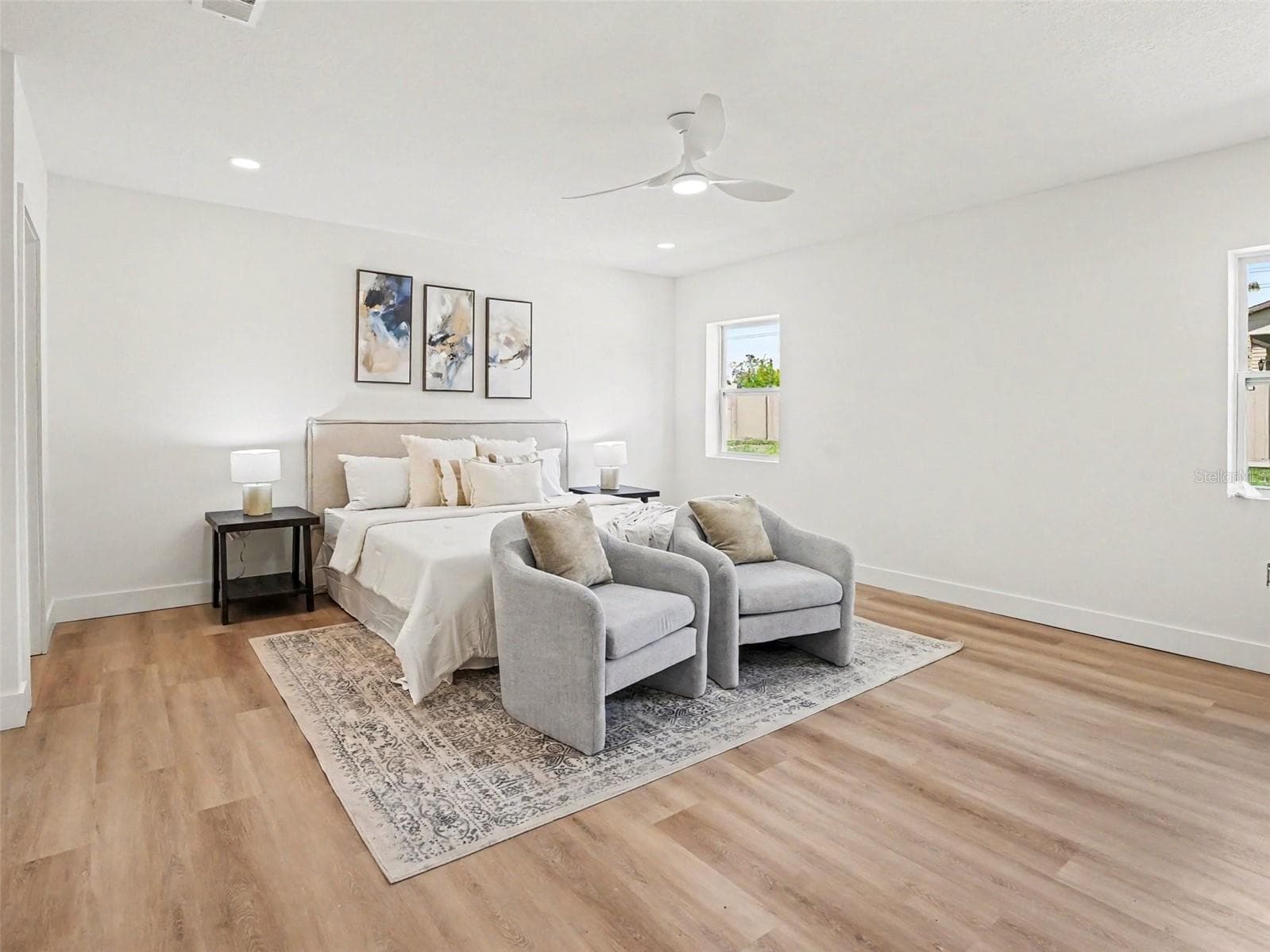Single Family Residence at 2400 REST HAVEN AVE, ORLANDO, photo 13 of 21