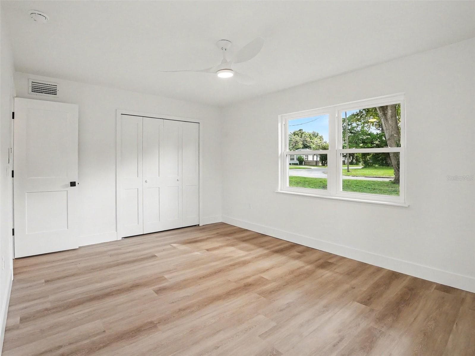 Single Family Residence at 2400 REST HAVEN AVE, ORLANDO, photo 16 of 21