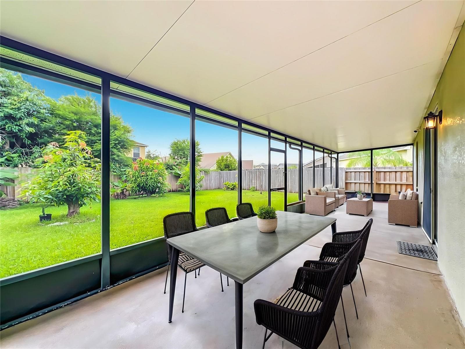 Single Family Residence at 13556 HAWKEYE DR, ORLANDO, photo 4 of 93