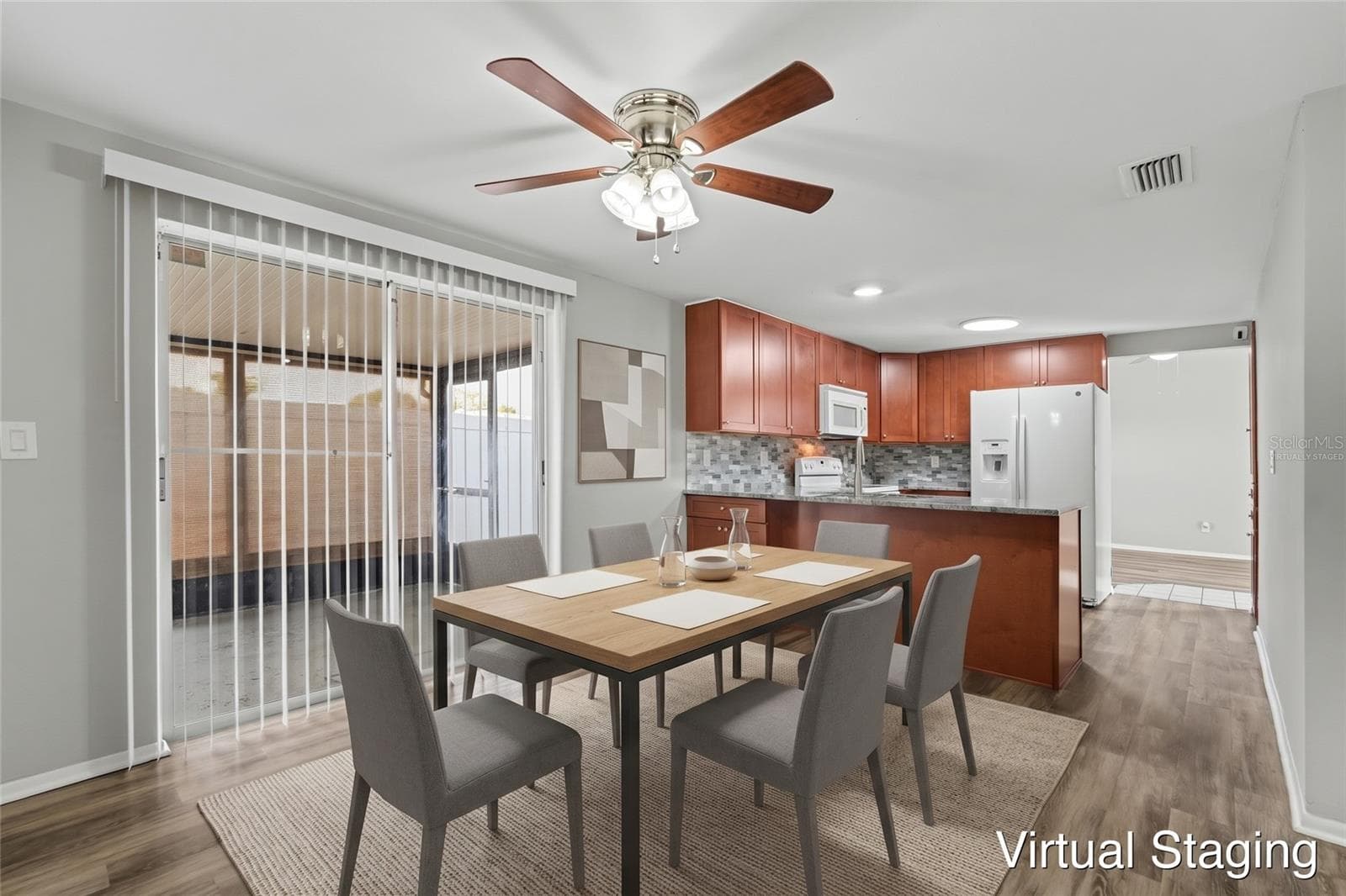 virtually staged - 6404 FREEDOM CT, TAMPA