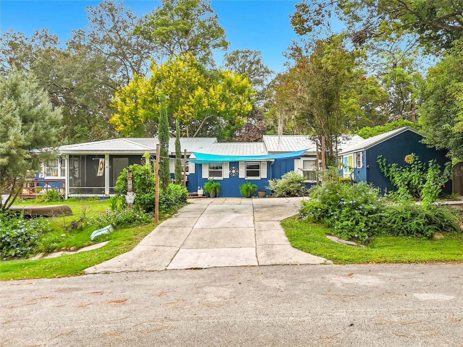 Front of home - 560 LIVE OAK AVE, KEYSTONE HEIGHTS