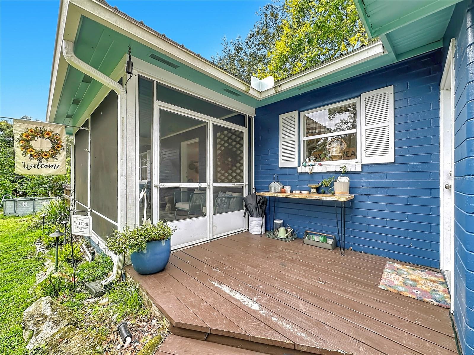 Double entry - 560 LIVE OAK AVE, KEYSTONE HEIGHTS