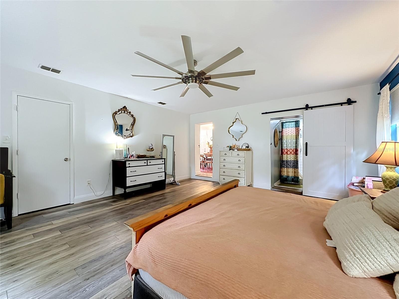 Primary bedroom - 560 LIVE OAK AVE, KEYSTONE HEIGHTS