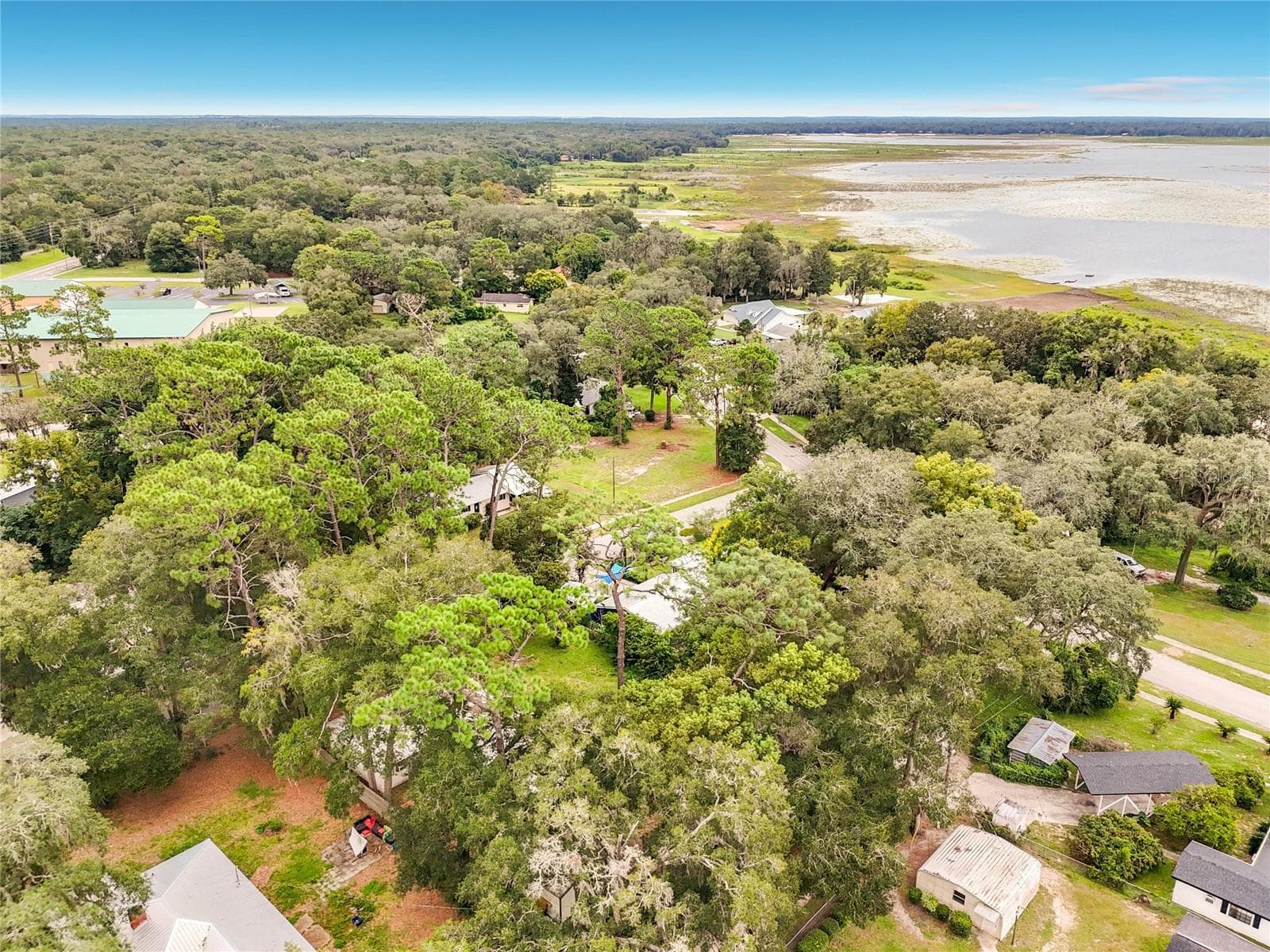 Lake Geneva - 560 LIVE OAK AVE, KEYSTONE HEIGHTS