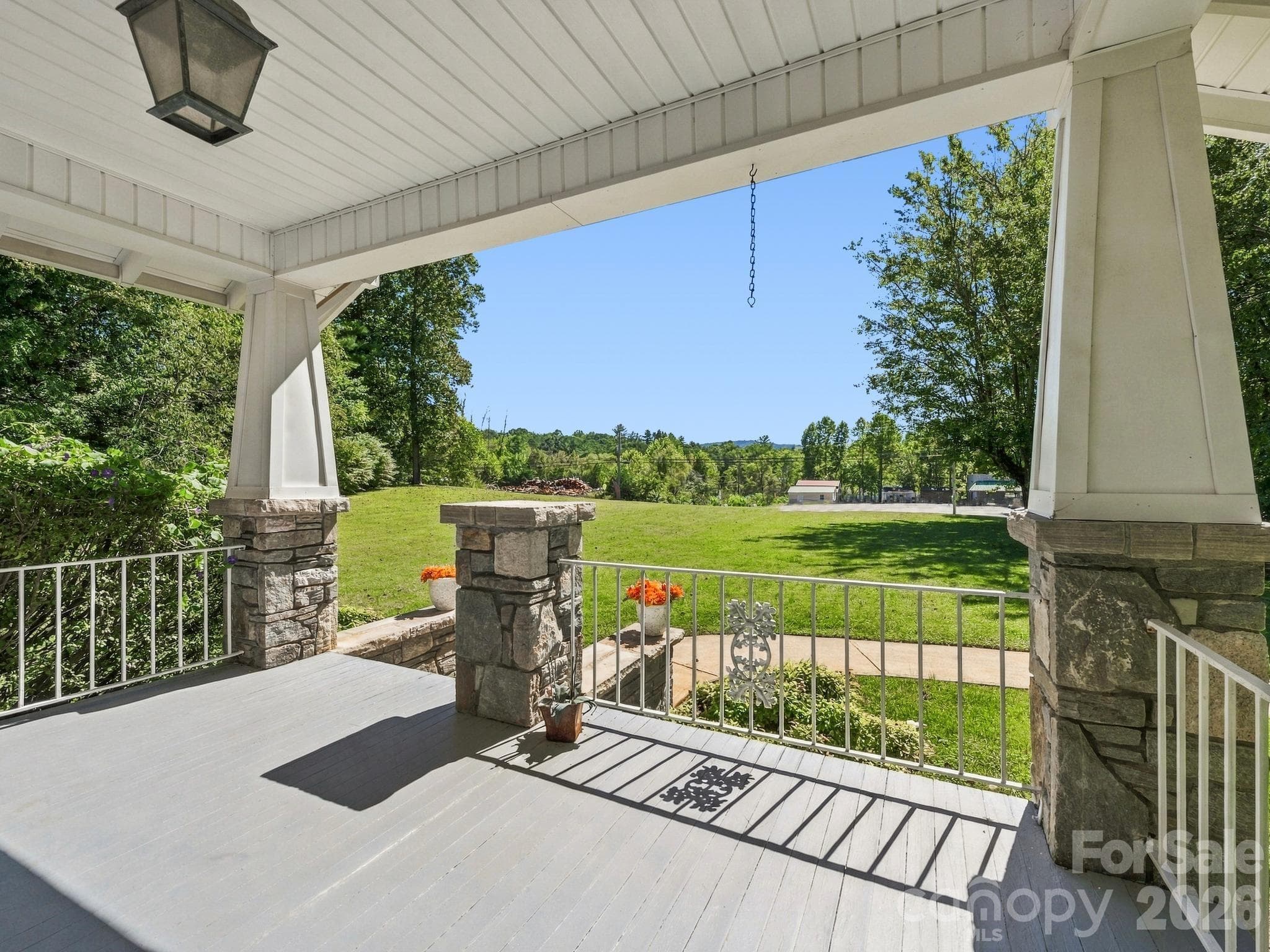 Mountain View out front - 1308 Charlotte Highway, Fairview