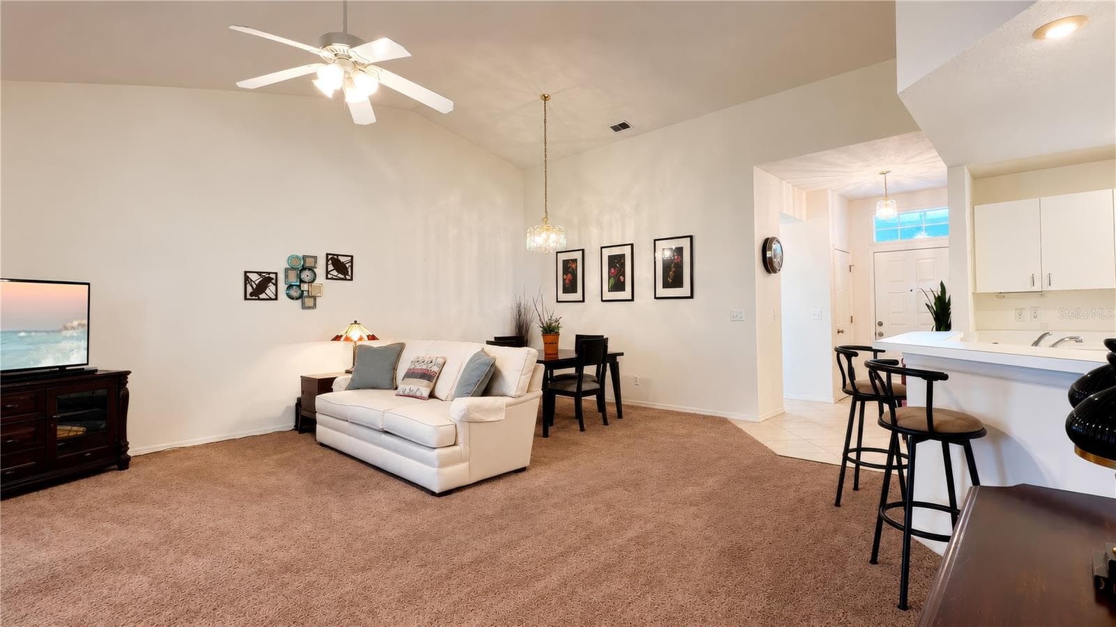 Condominium at 2203 MAYFIELD OAKS PL, SUN CITY CENTER, photo 4 of 56