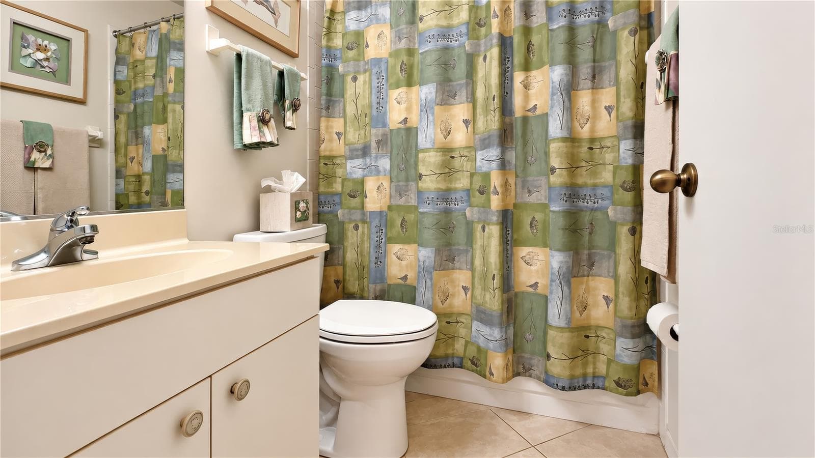 Condominium at 2203 MAYFIELD OAKS PL, SUN CITY CENTER, photo 32 of 56