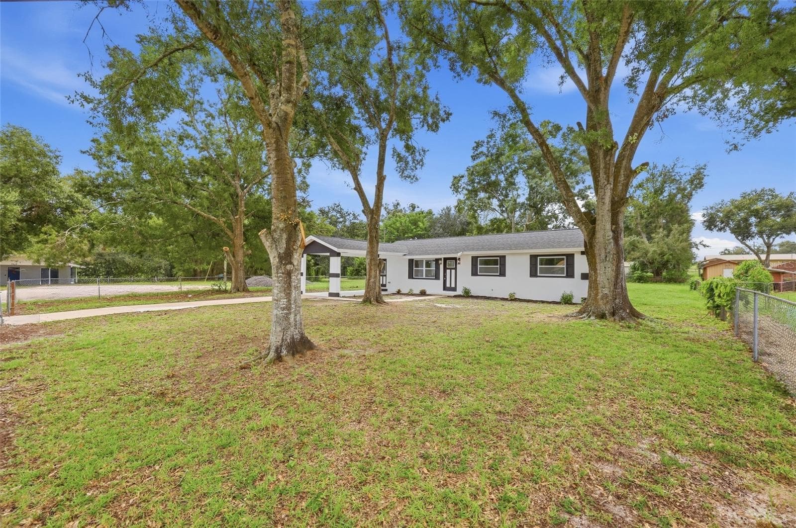 Single Family Residence at 3145 FLETCHER AVE, LAKELAND, photo 2 of 19