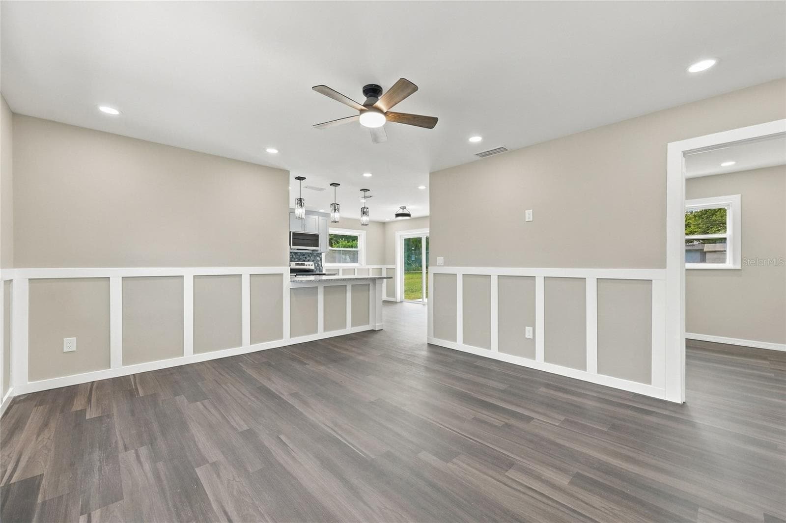 Single Family Residence at 3145 FLETCHER AVE, LAKELAND, photo 4 of 19