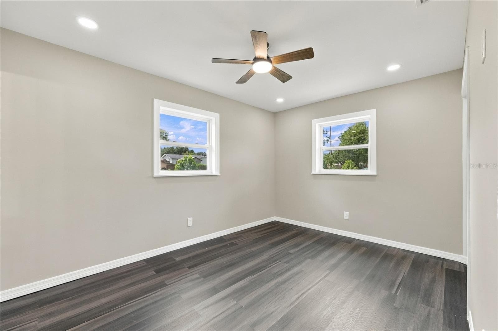 Single Family Residence at 3145 FLETCHER AVE, LAKELAND, photo 9 of 19