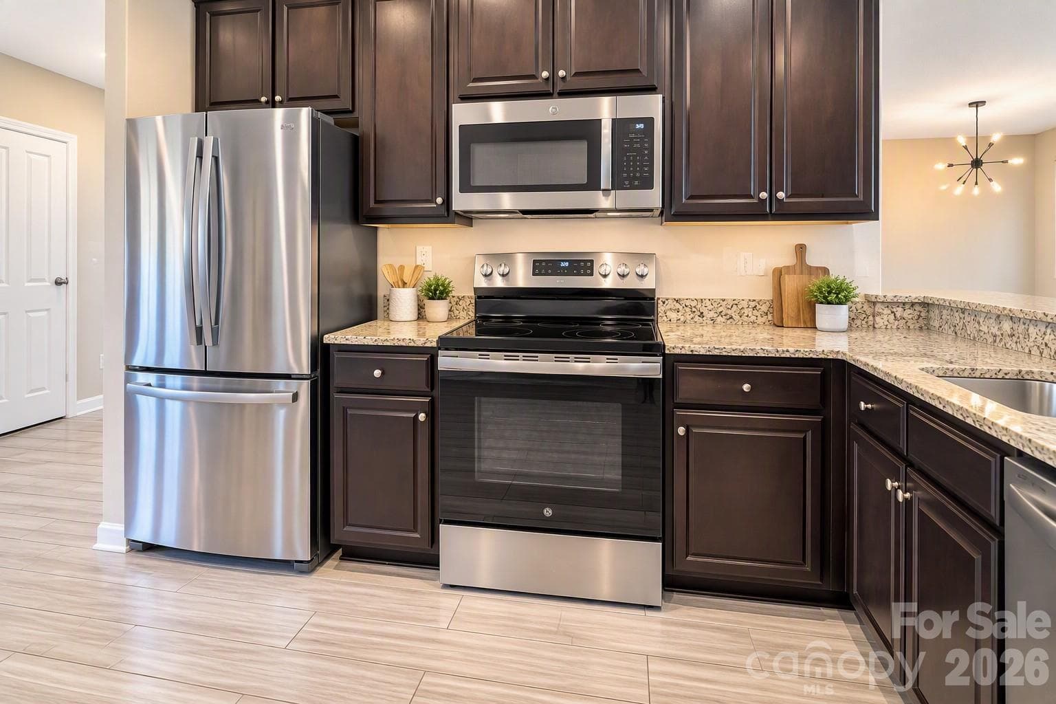 Kitchen - 1645 Fleetwood Drive, Charlotte