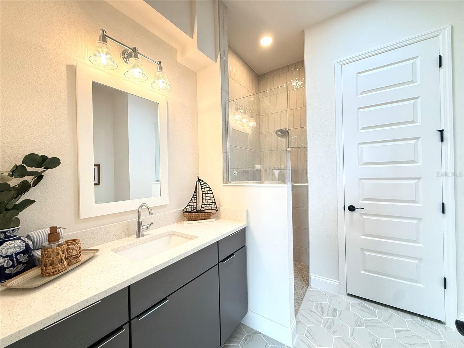 Single Family Residence at 1561 LAKE BANK LN, DELAND, photo 20 of 26