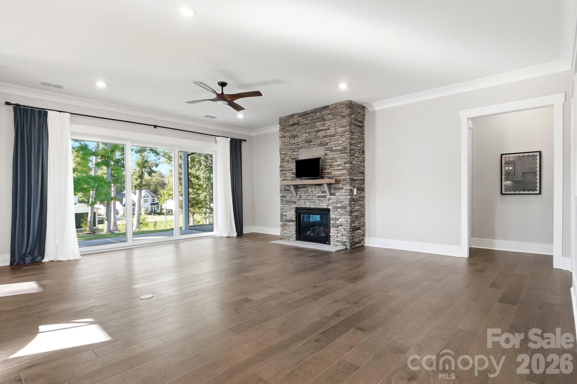 Single Family Residence at 14015 Camden Close Circle, Huntersville, photo 12 of 46