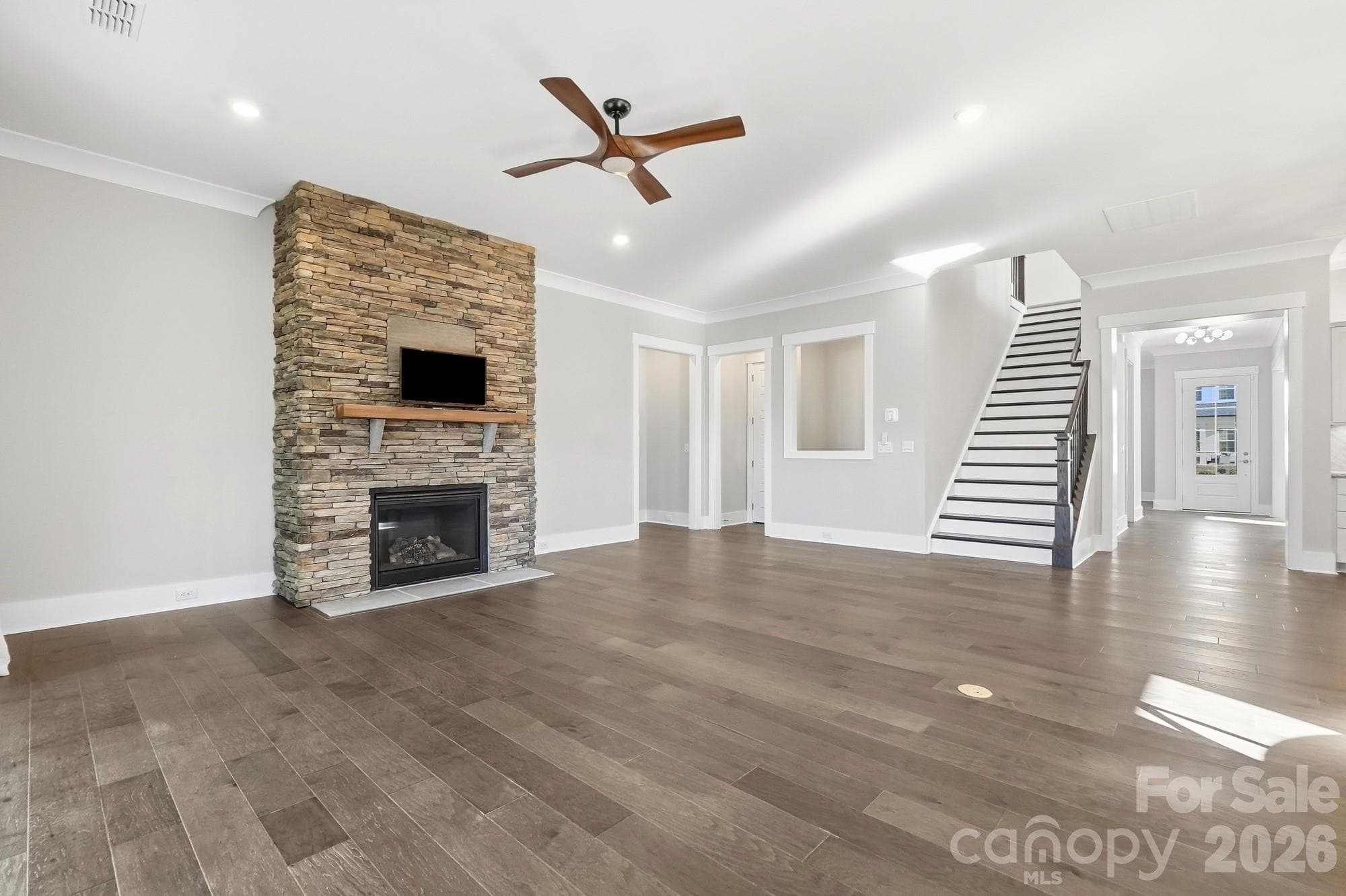 Single Family Residence at 14015 Camden Close Circle, Huntersville, photo 15 of 46