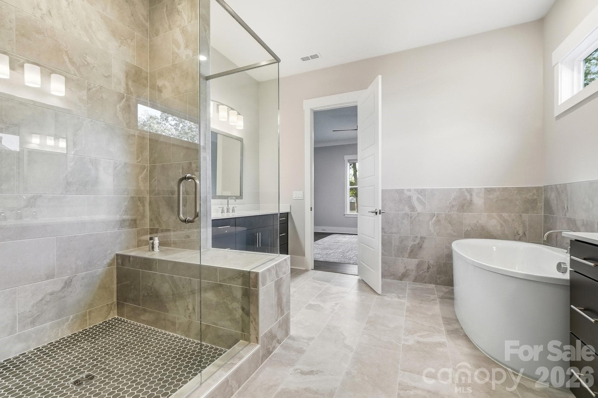 Single Family Residence at 14015 Camden Close Circle, Huntersville, photo 27 of 46