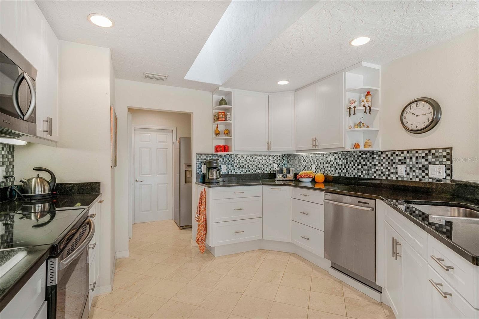 Single Family Residence at 1125 N SABAL PALM WAY, INVERNESS, photo 14 of 66