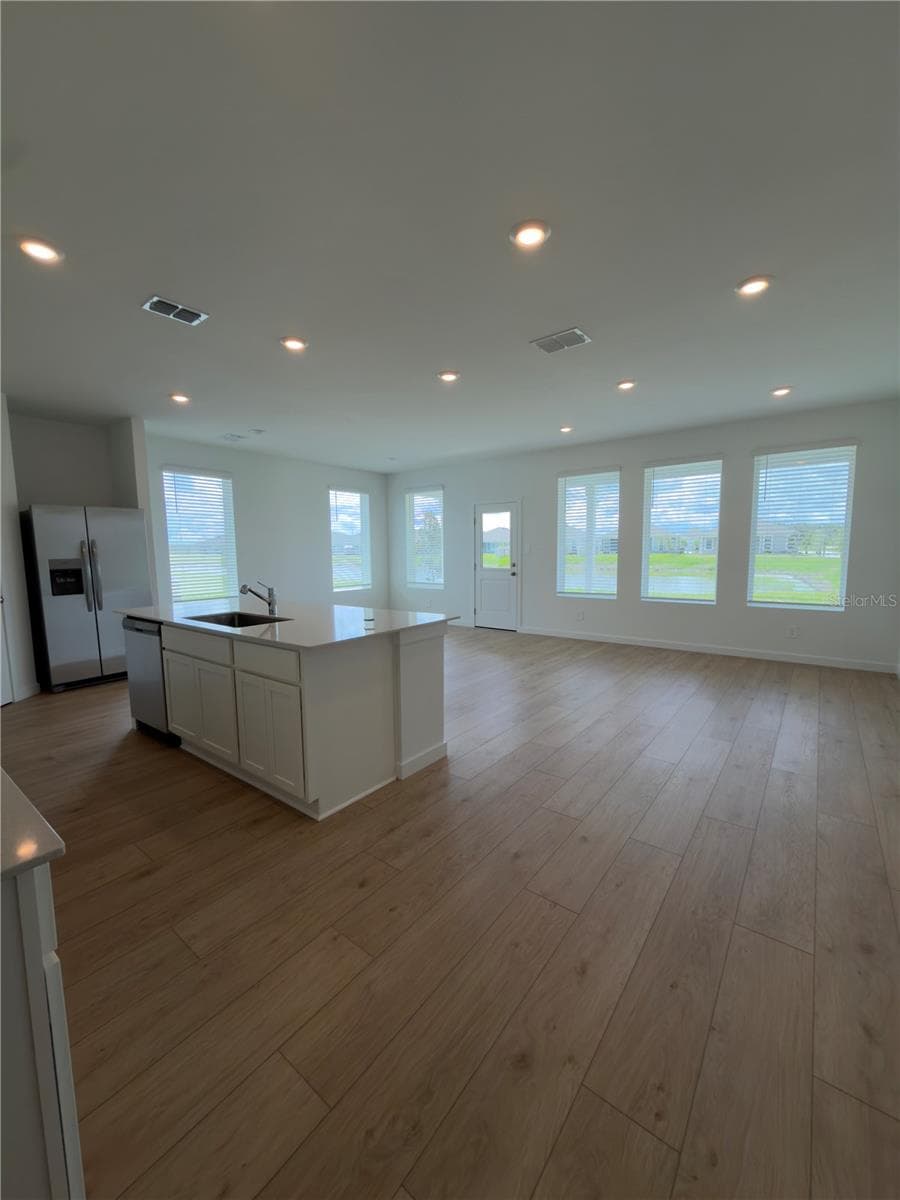Single Family Residence at 5556 GUAVA CT, KISSIMMEE, photo 3 of 19