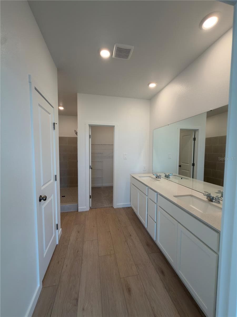 Single Family Residence at 5556 GUAVA CT, KISSIMMEE, photo 9 of 19
