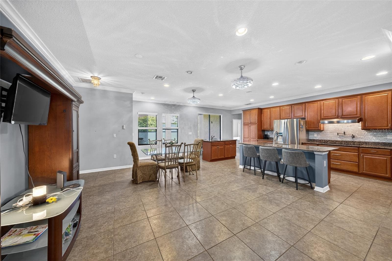 Single Family Residence at 4054 RIVER BANK WAY, PORT CHARLOTTE, photo 8 of 37