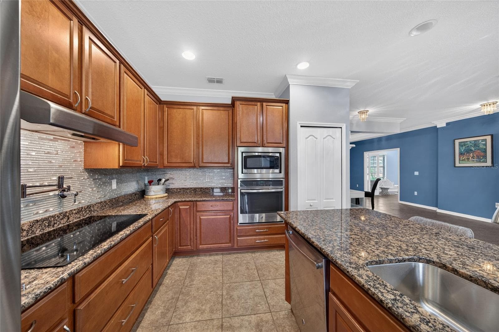 Single Family Residence at 4054 RIVER BANK WAY, PORT CHARLOTTE, photo 15 of 37