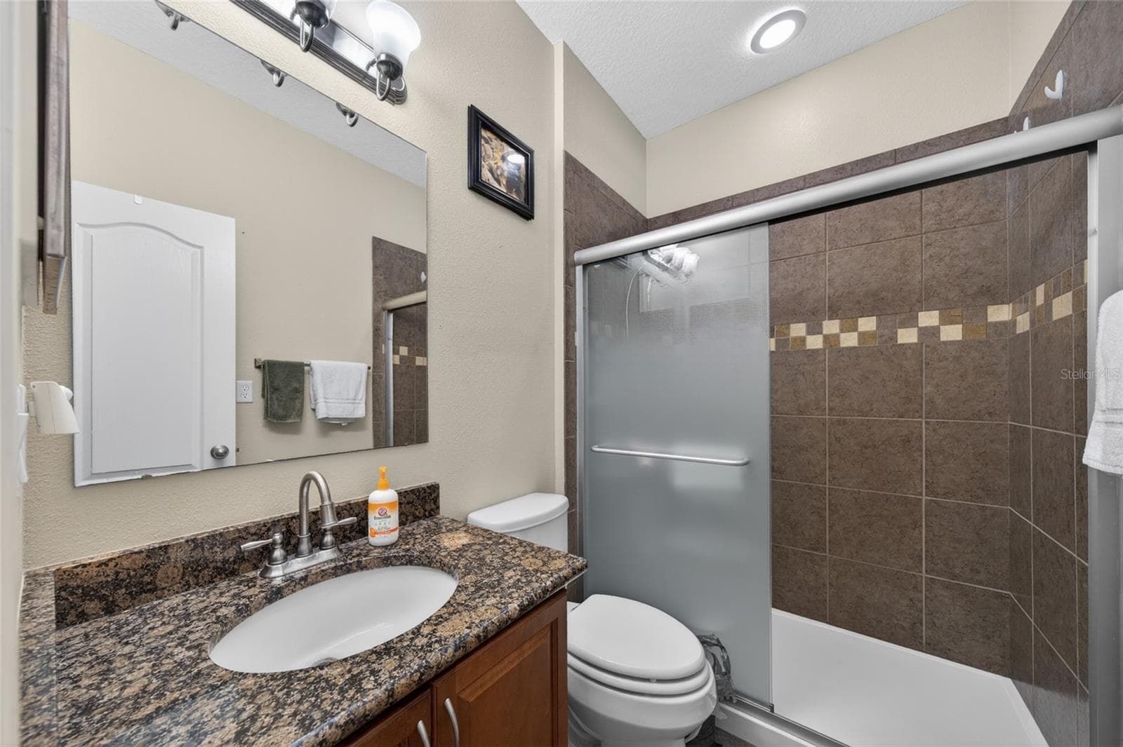 Single Family Residence at 4054 RIVER BANK WAY, PORT CHARLOTTE, photo 20 of 37