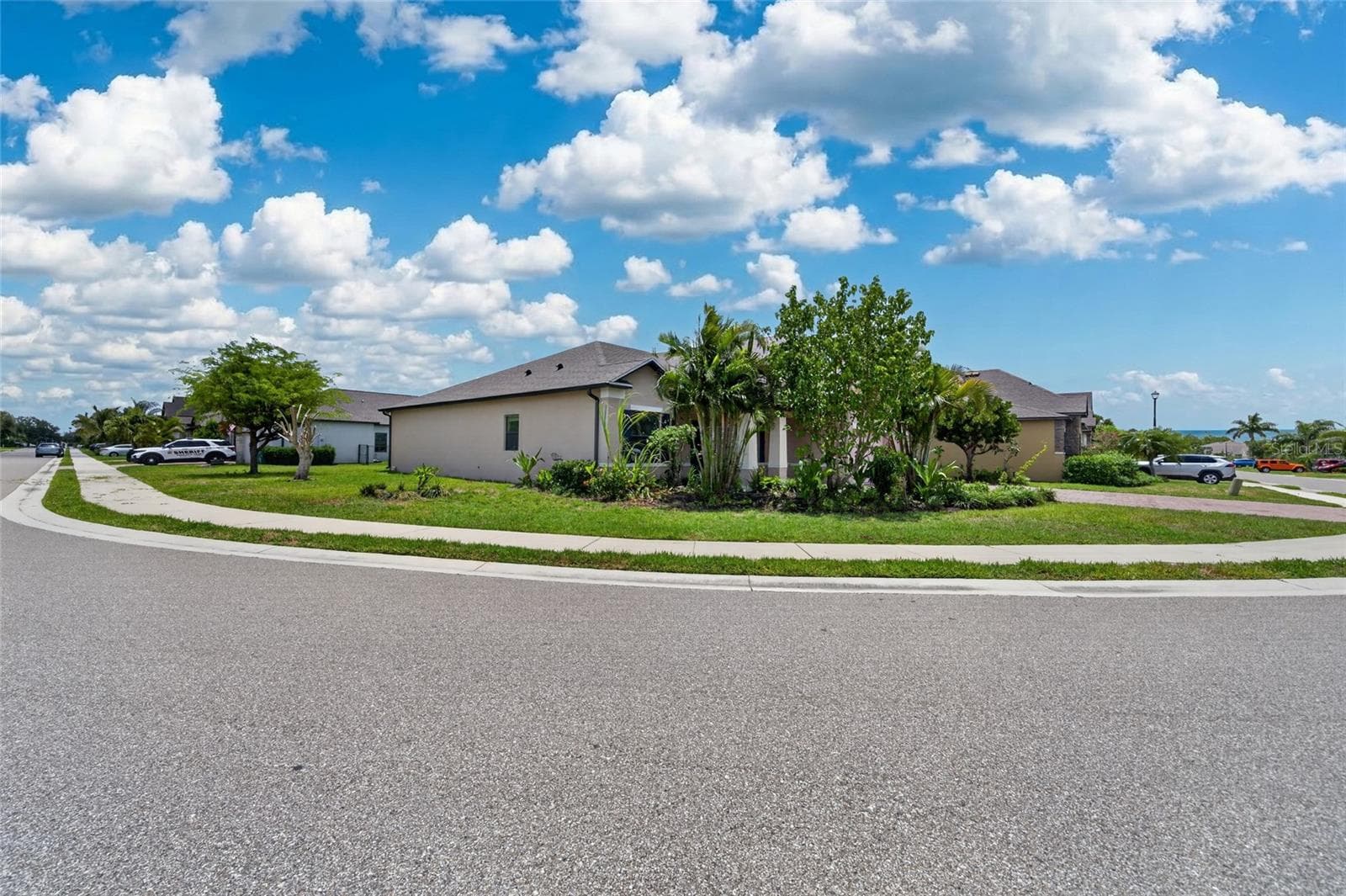 Single Family Residence at 4054 RIVER BANK WAY, PORT CHARLOTTE, photo 32 of 37