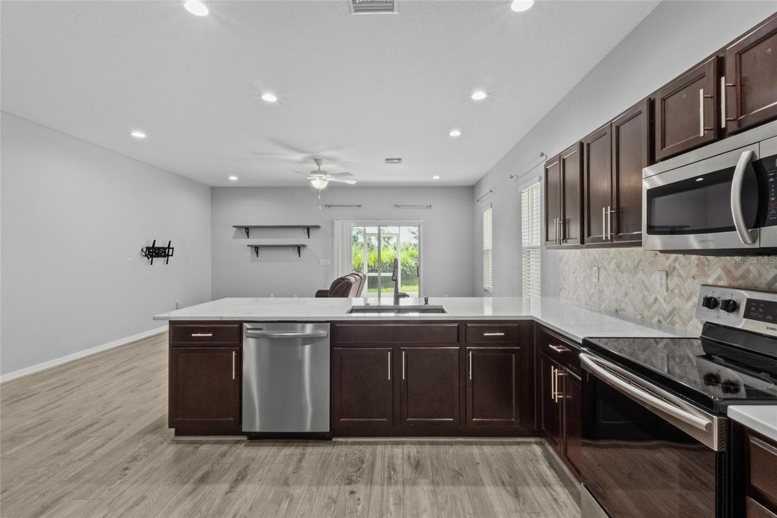 Townhouse at 4681 VIGNETTE WAY, SARASOTA, photo 16 of 49