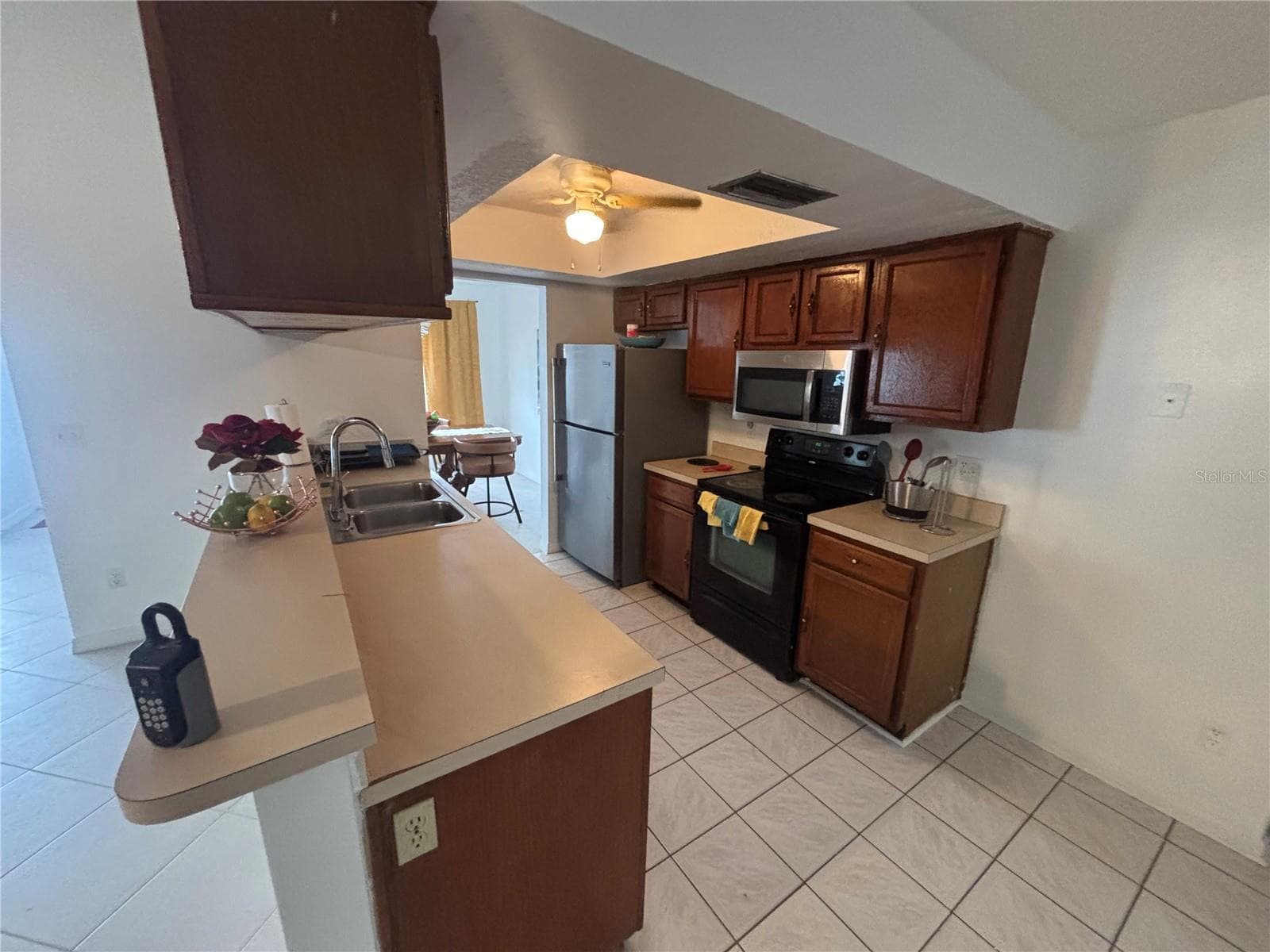 Single Family Residence at 7667 HAVENFORD CT, ORLANDO, photo 2 of 16