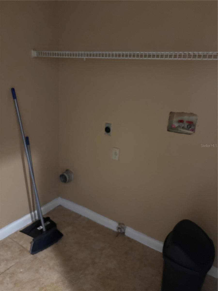 Single Family Residence at 7667 HAVENFORD CT, ORLANDO, photo 13 of 16