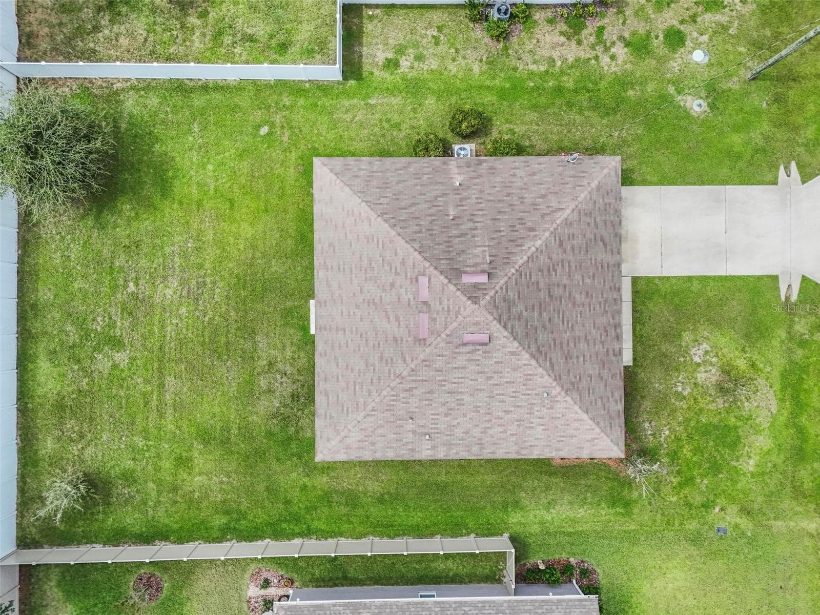 Single Family Residence at 247 BIRD OF PARADISE DR, PALM COAST, photo 33 of 39