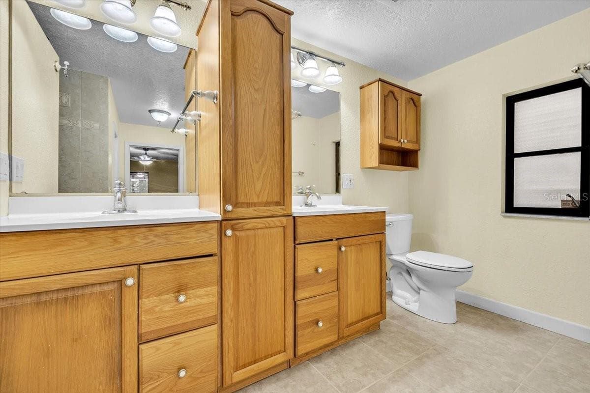 Single Family Residence at 21238 HUBBARD AVE, PORT CHARLOTTE, photo 21 of 50