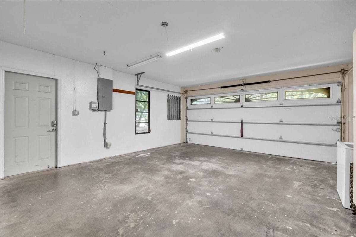 Single Family Residence at 21238 HUBBARD AVE, PORT CHARLOTTE, photo 30 of 50