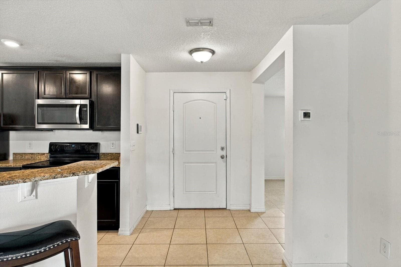 Single Family Residence at 810 CHATHAM WALK DR, RUSKIN, photo 10 of 45