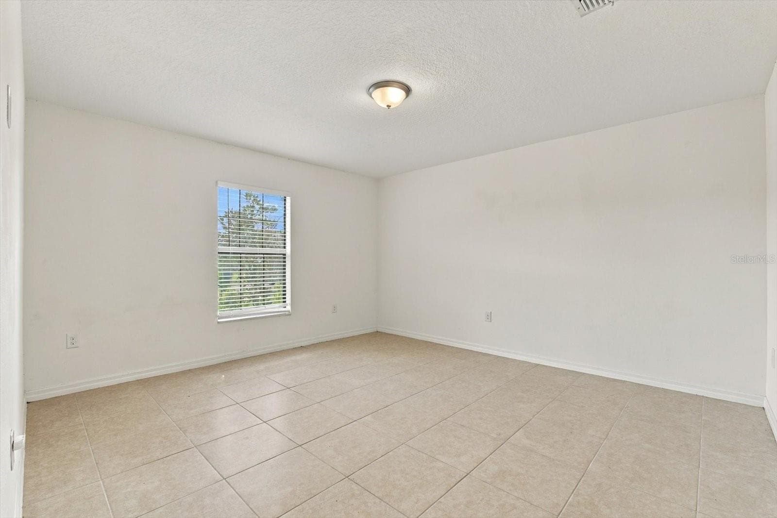 Dinning Room or office - 810 CHATHAM WALK DR, RUSKIN