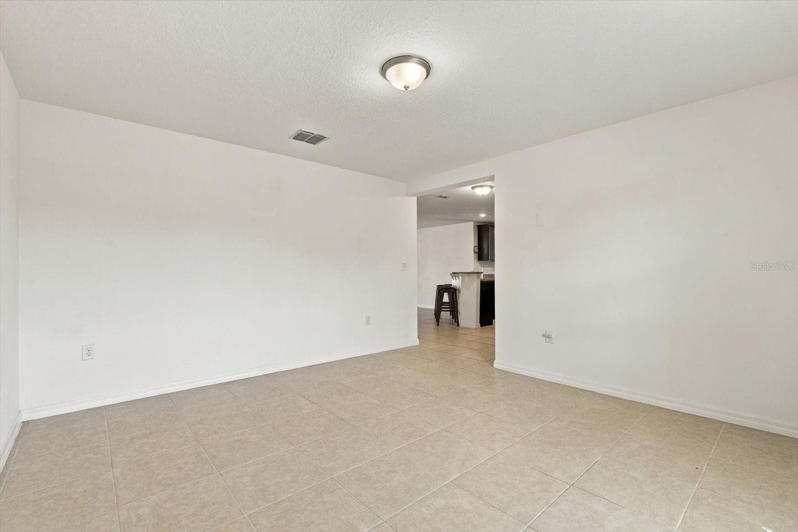 Single Family Residence at 810 CHATHAM WALK DR, RUSKIN, photo 16 of 45