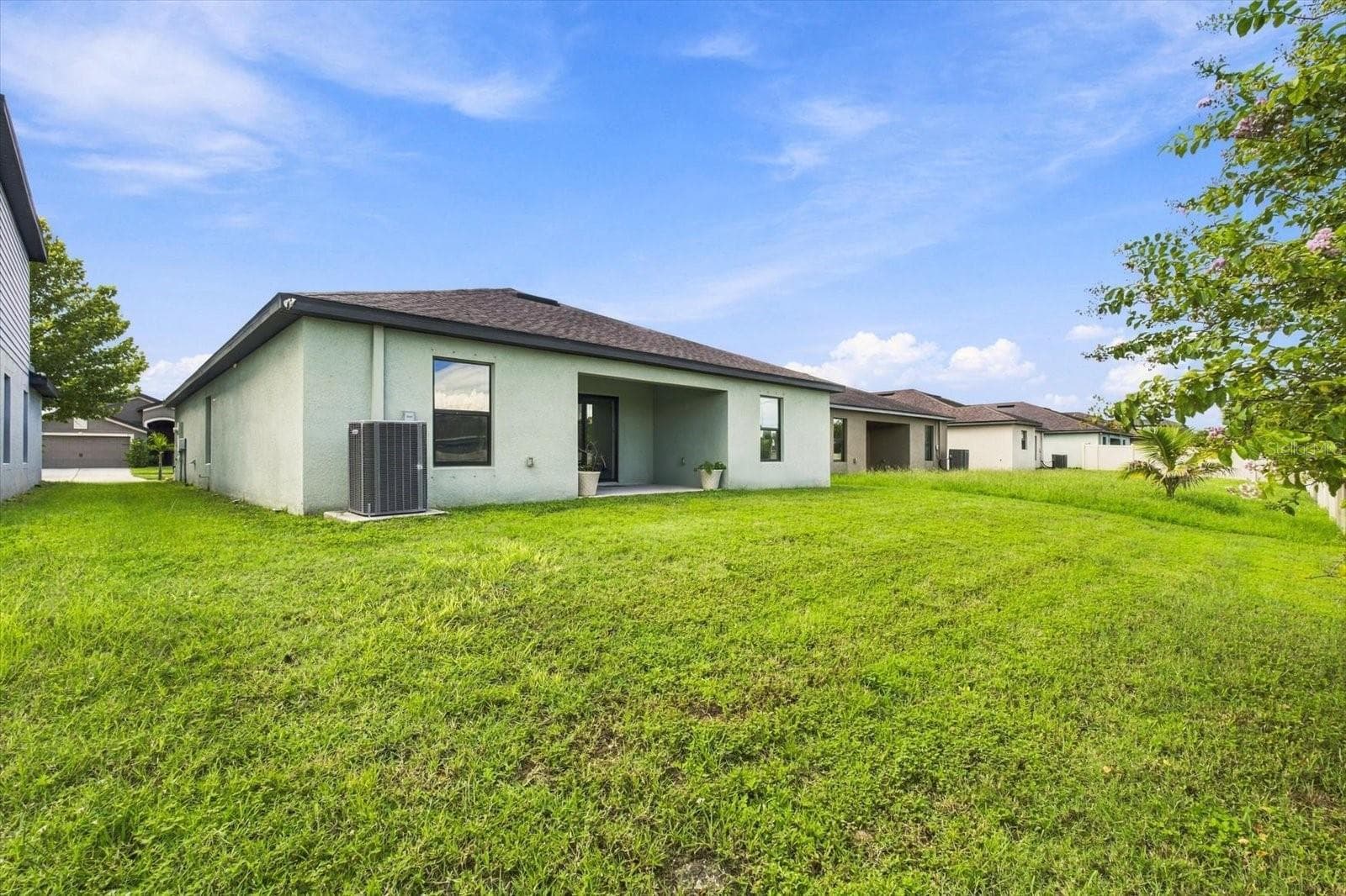 Single Family Residence at 810 CHATHAM WALK DR, RUSKIN, photo 30 of 45