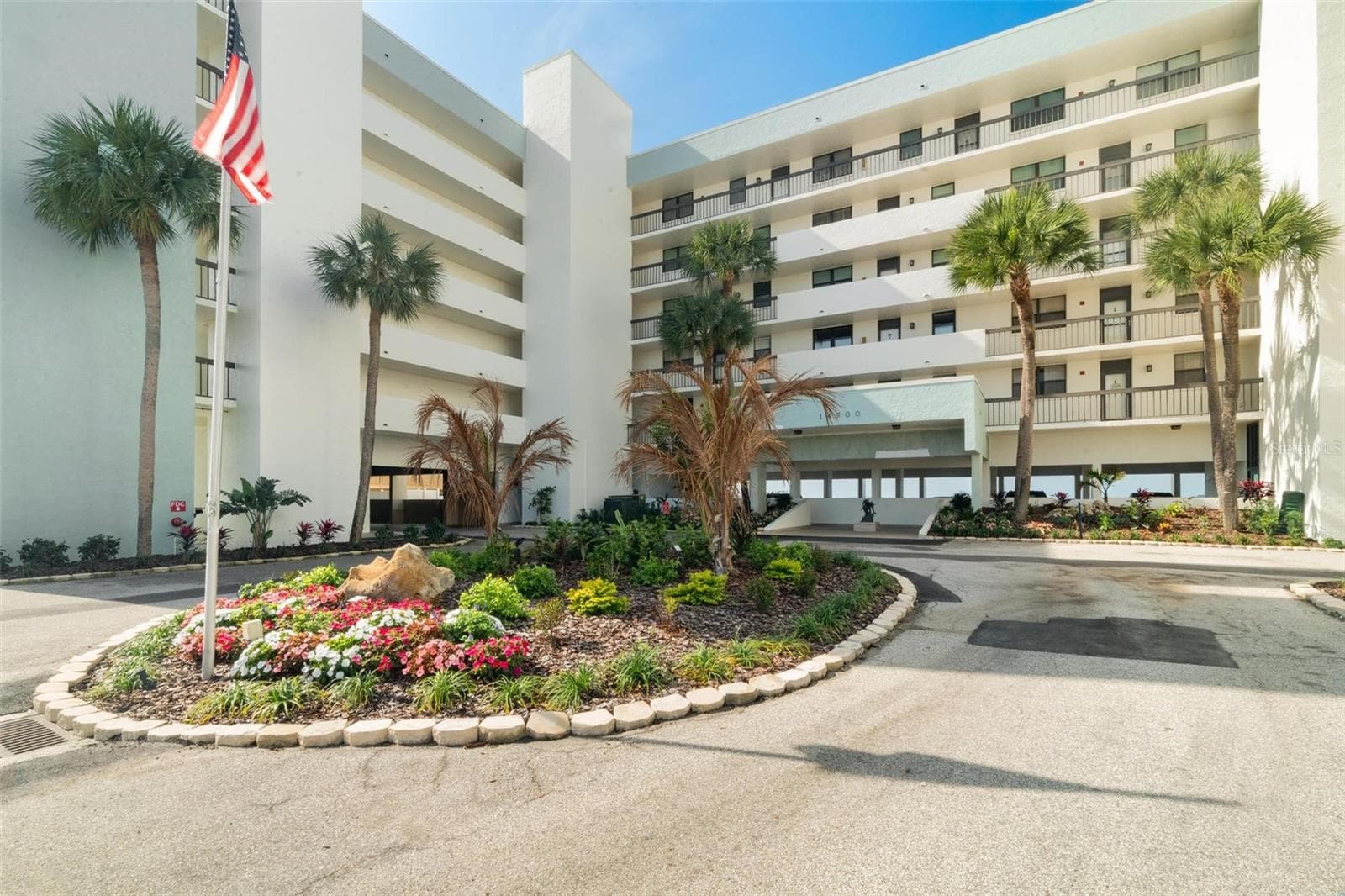 14900 GULF BLVD #202