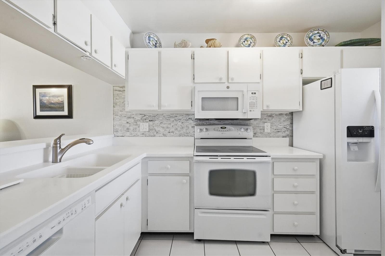 Condominium at 414 CERROMAR CIR S #249, VENICE, photo 5 of 69