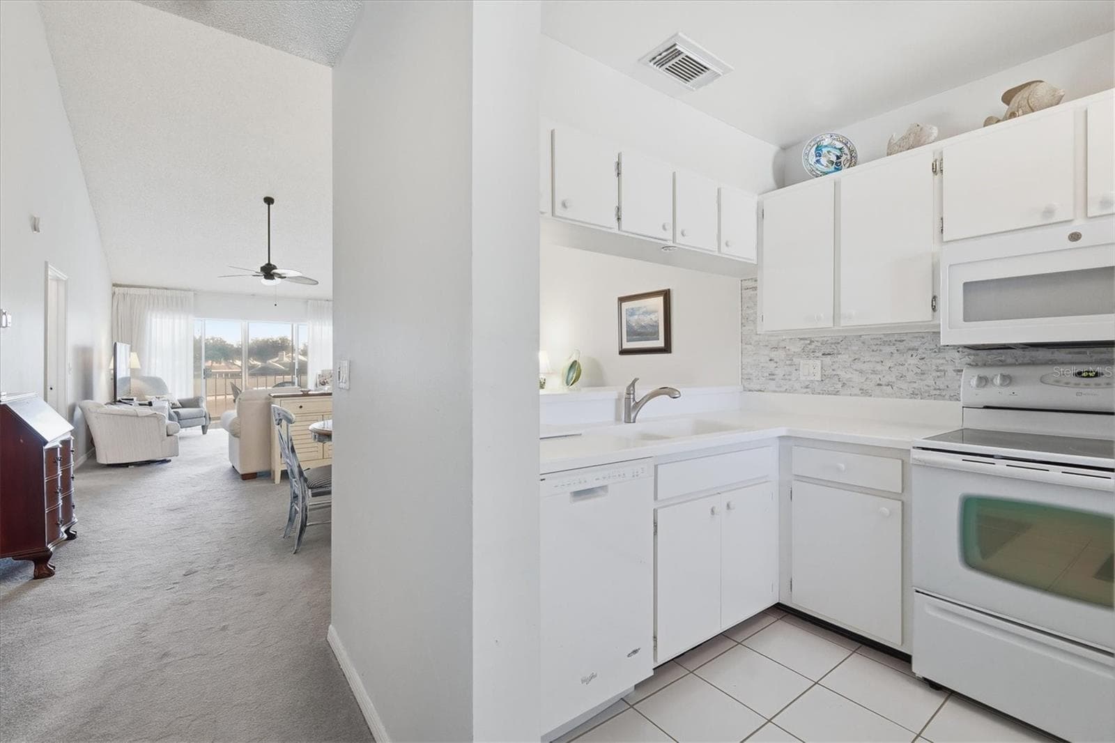 Condominium at 414 CERROMAR CIR S #249, VENICE, photo 26 of 69