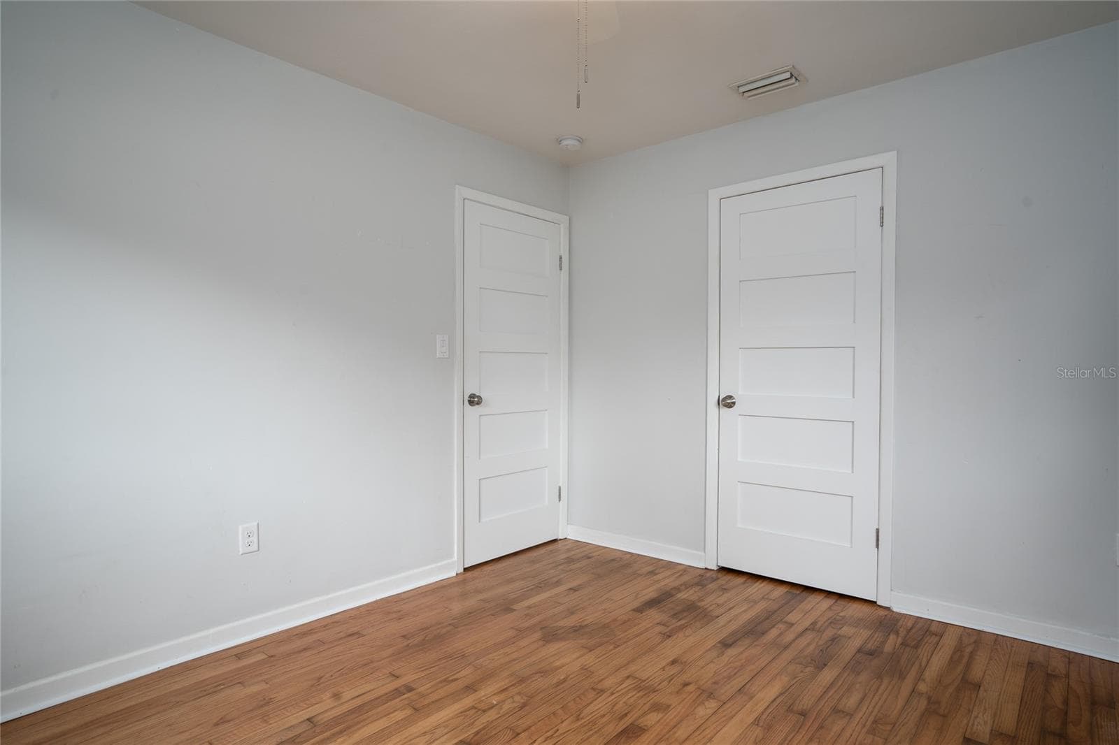 Single Family Residence at 1004 N CAMPHOR LN, DELAND, photo 21 of 29