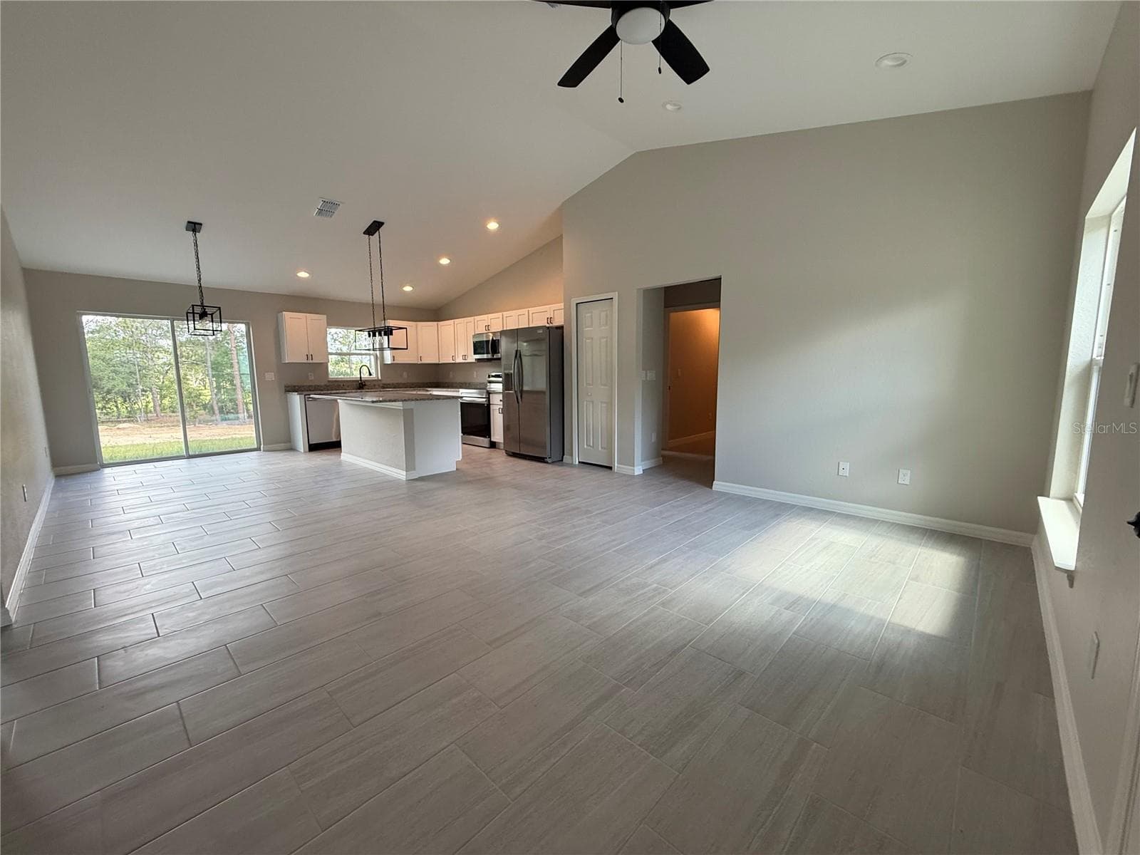 Single Family Residence at 32 LOCUST DRIVE CT, OCALA, photo 6 of 23