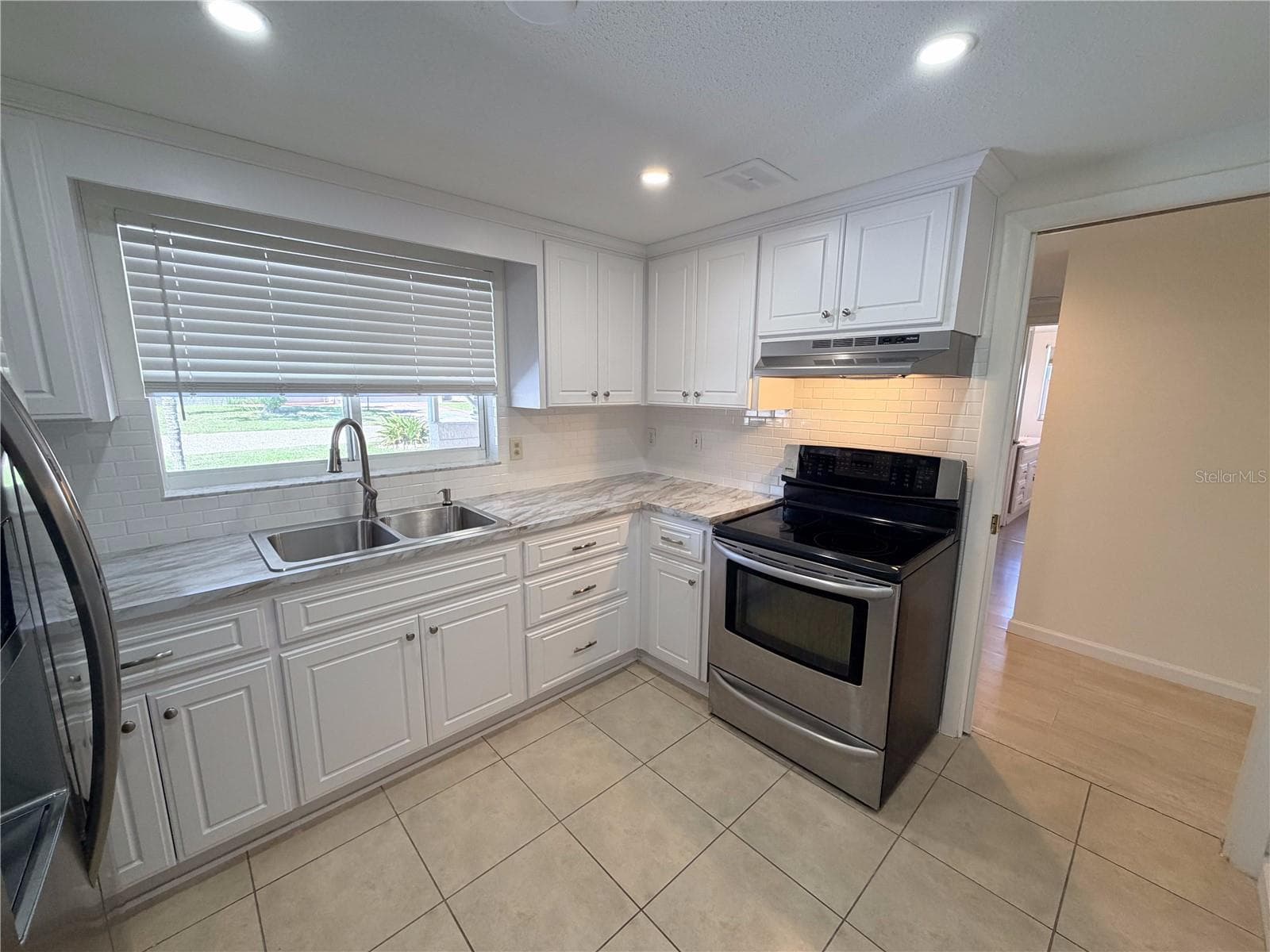 Single Family Residence at 10118 HOLLY DR, PORT RICHEY, photo 12 of 28
