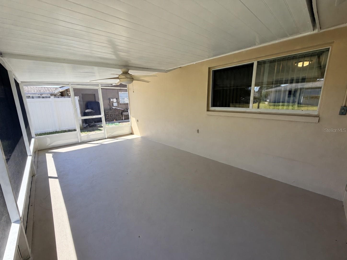 Single Family Residence at 10118 HOLLY DR, PORT RICHEY, photo 24 of 28
