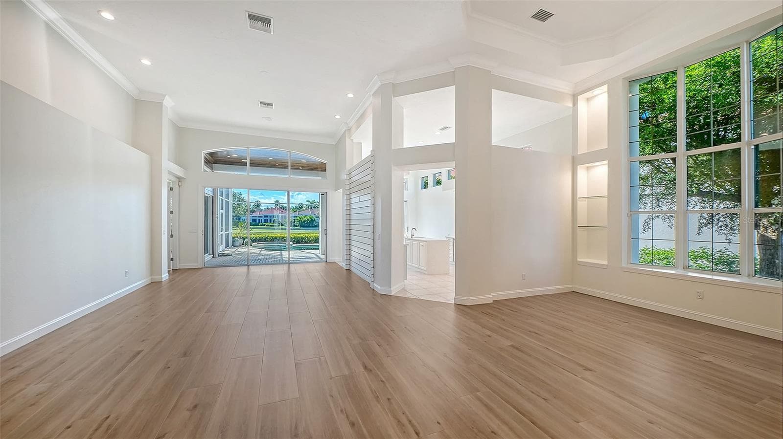 Single Family Residence at 3617 FAIR OAKS PL, LONGBOAT KEY, photo 13 of 54