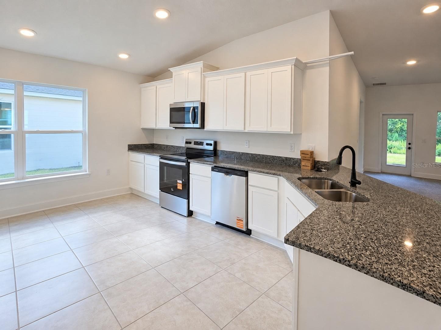 Single Family Residence at 7714 BENT TREE LOOP, ST CLOUD, photo 6 of 22