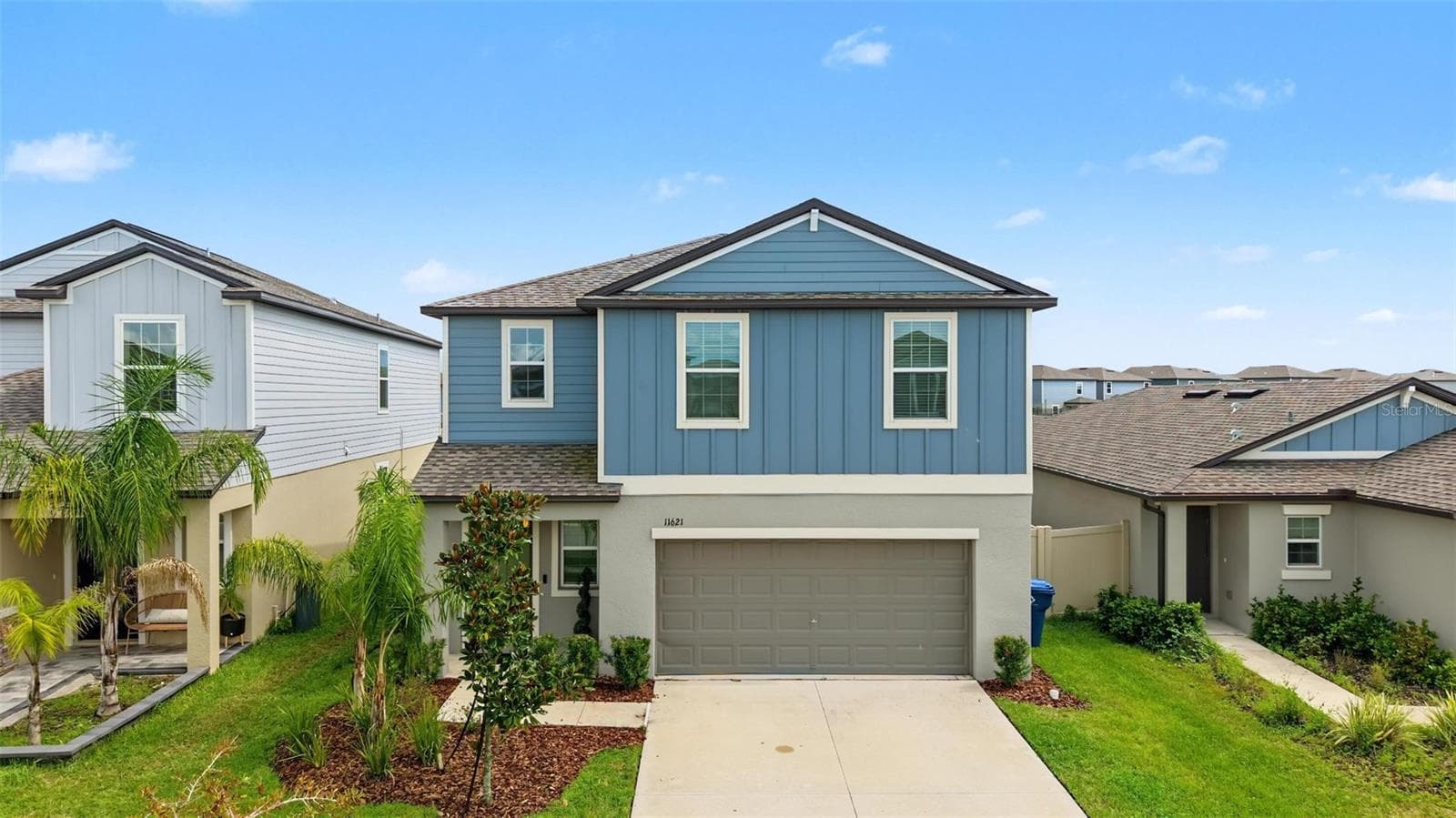 11621 RADIANT SHORE LOOP