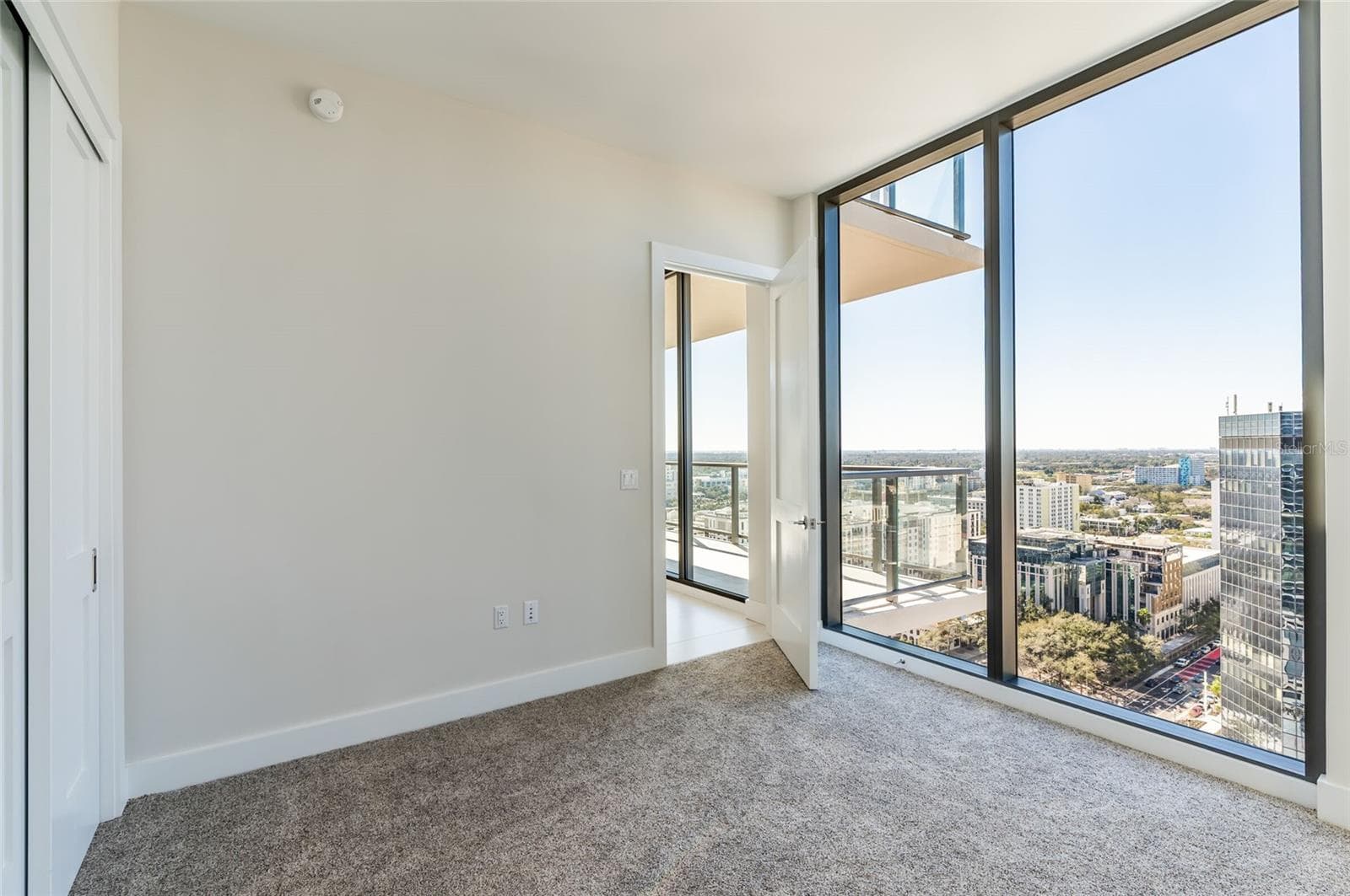 Condominium at 275 1ST AVENUE SOUTH #2208, ST PETERSBURG, photo 22 of 73
