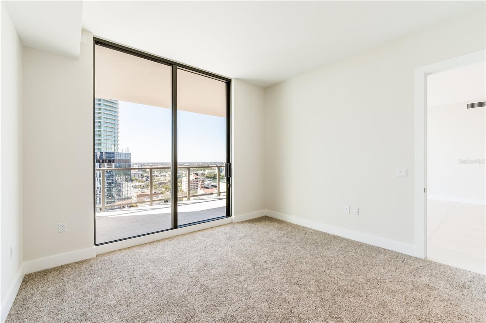 Condominium at 275 1ST AVENUE SOUTH #2208, ST PETERSBURG, photo 27 of 73