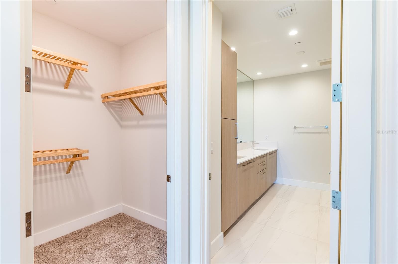 Condominium at 275 1ST AVENUE SOUTH #2208, ST PETERSBURG, photo 30 of 73
