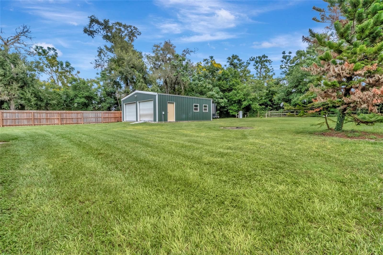 Detached Garage and backyard - 2923 JUNCTION RD, ZELLWOOD